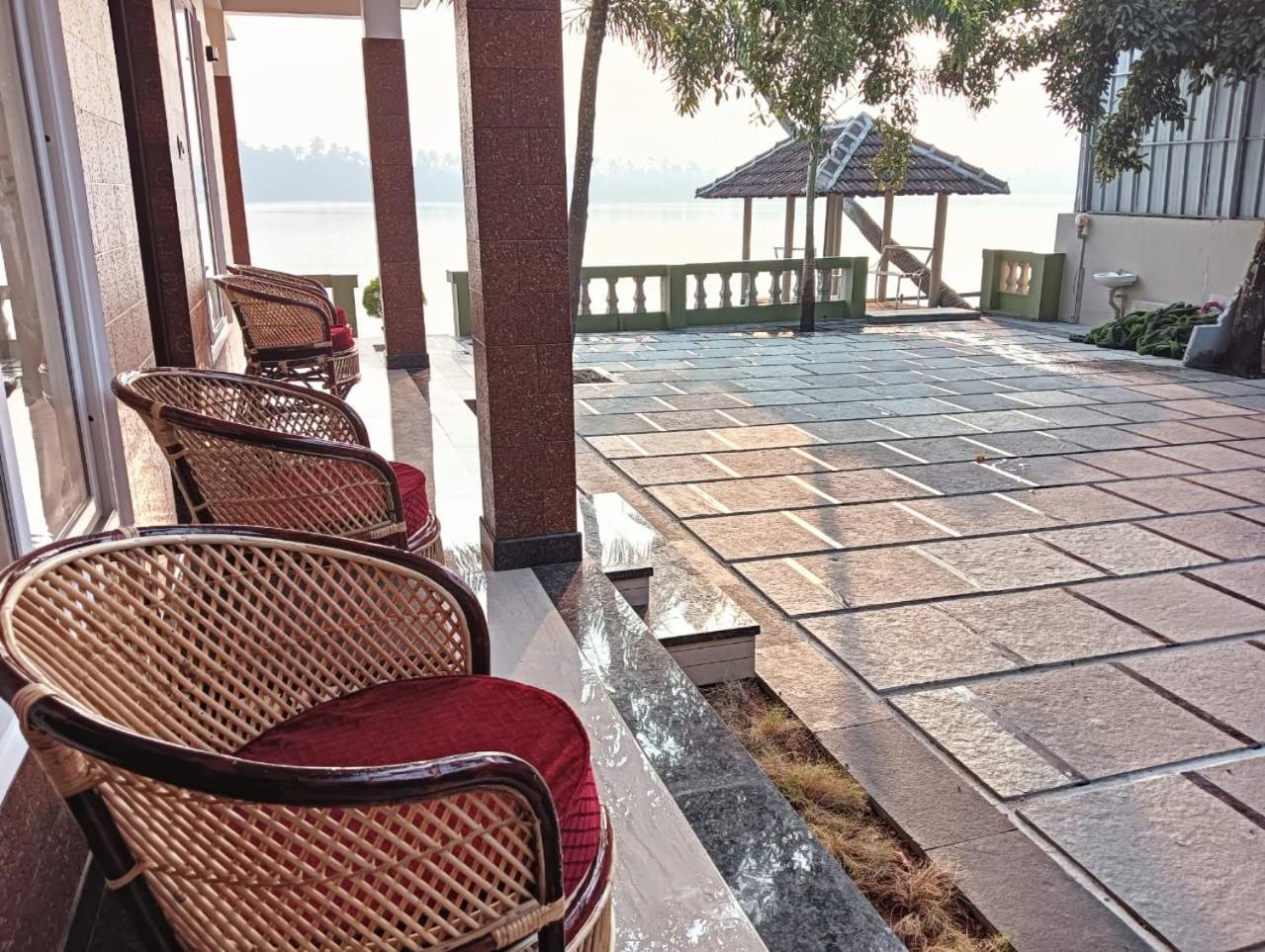 Sagar Beach Villas Home Stay Cherai Beach Eksteriør billede
