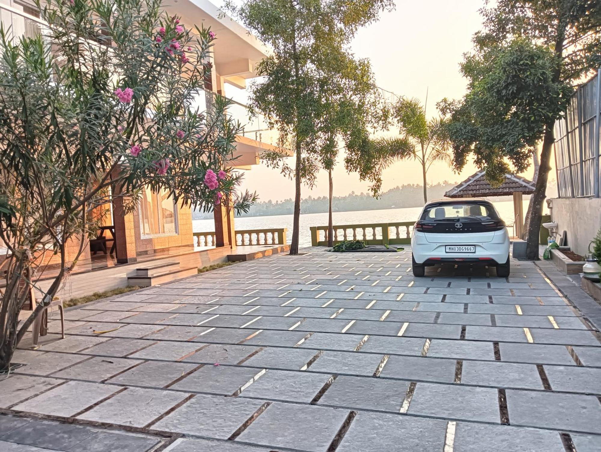 Sagar Beach Villas Home Stay Cherai Beach Eksteriør billede